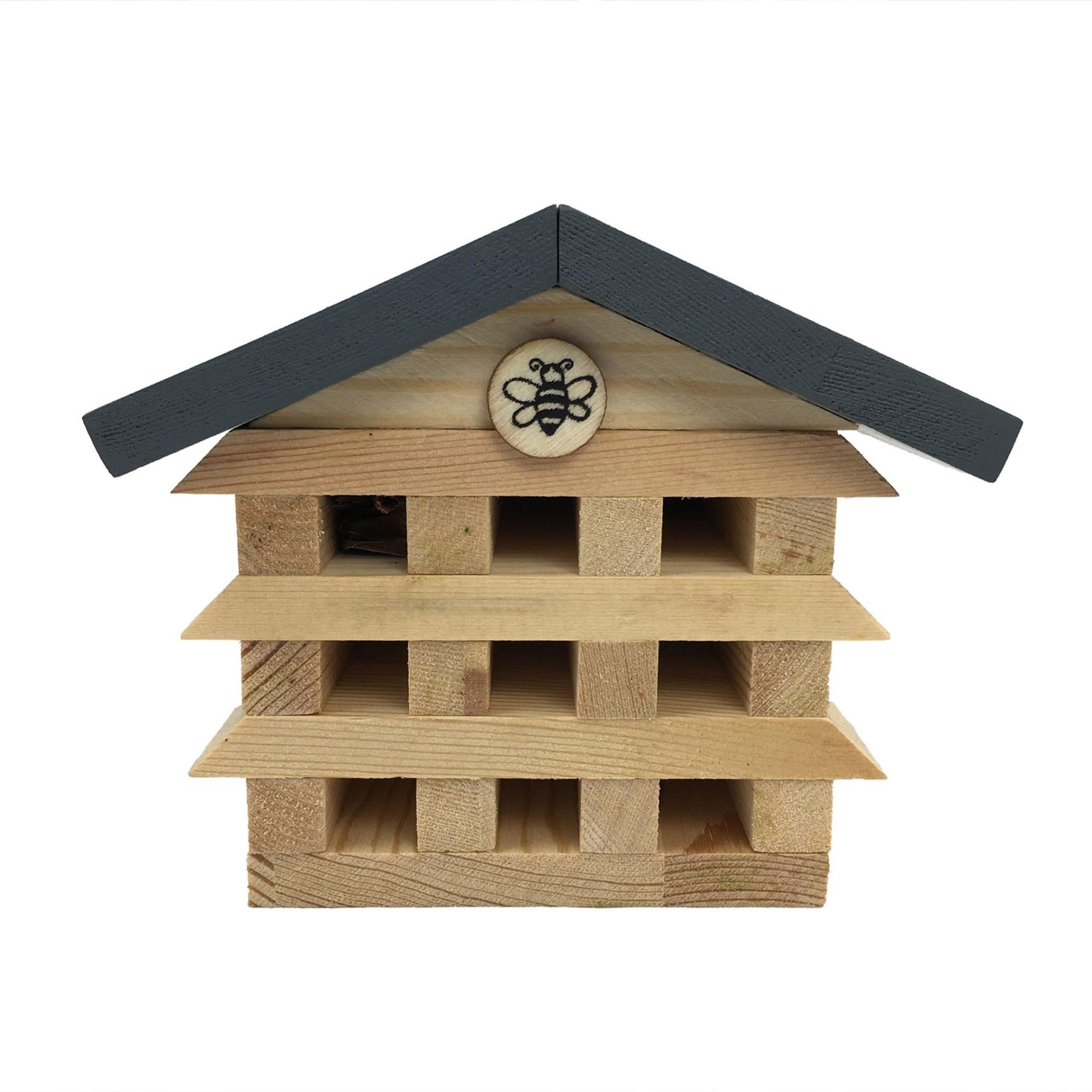 Gift in A Tin Craft / Activity Set Age 6+ - Build a Bee Hotel