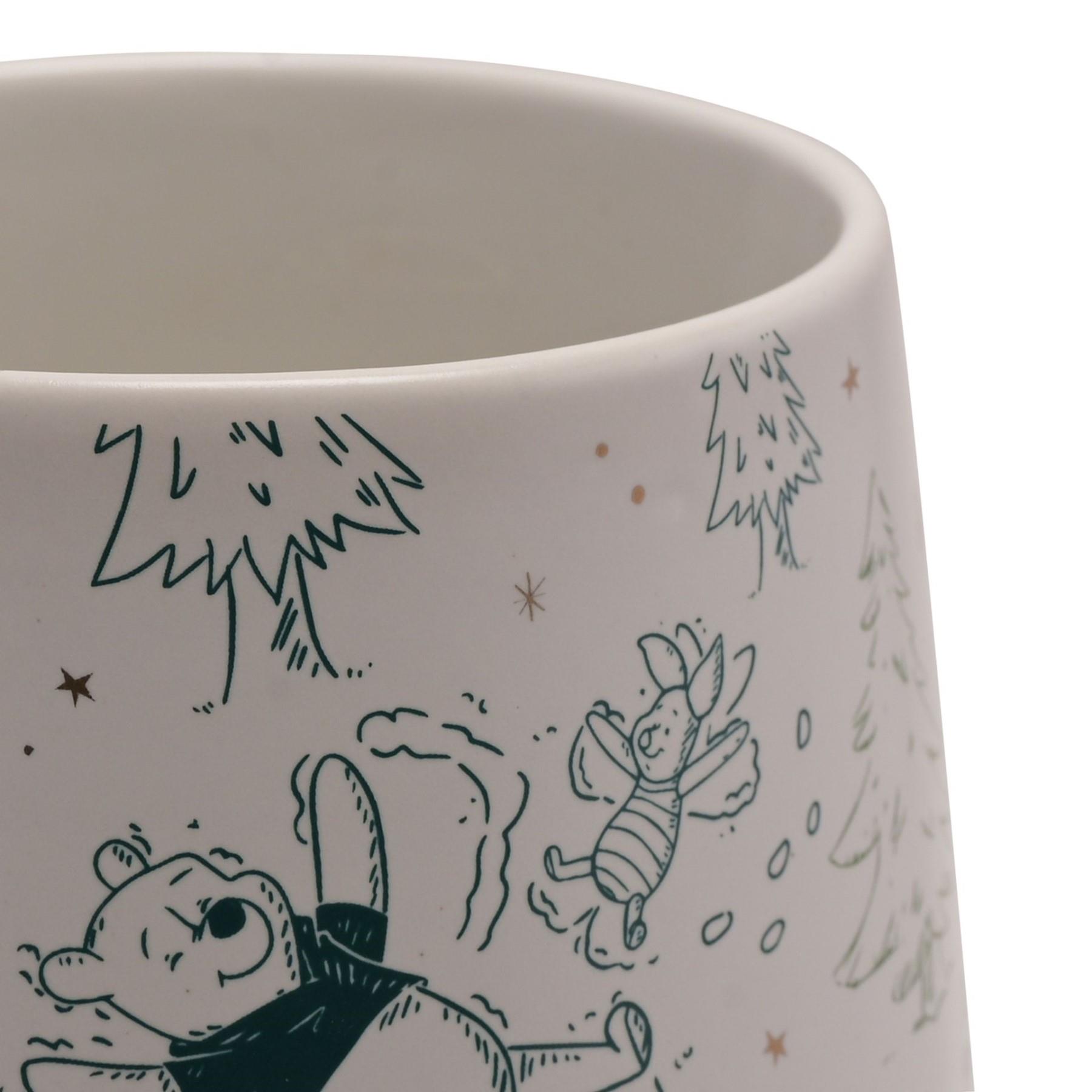 Disney Winnie the Pooh Christmas Mug with Illustrated Character Image