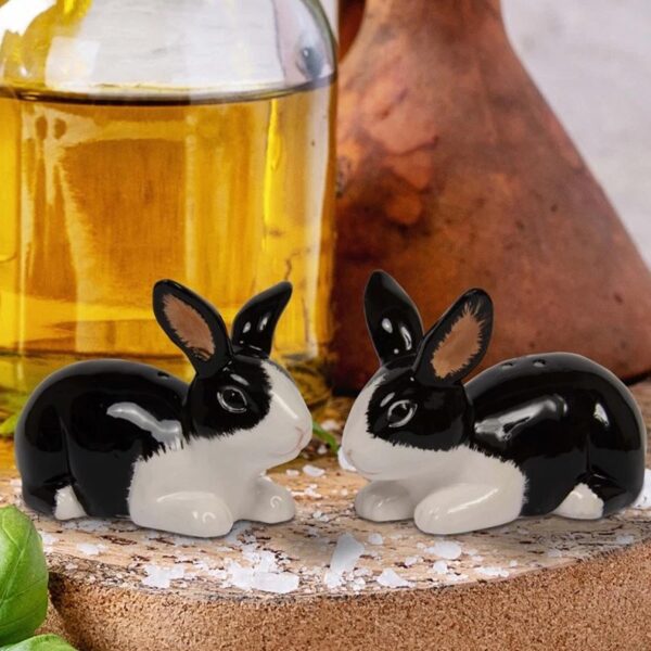 Rabbits Cruet Salt and Pepper Shakers Novelty Tableware Set