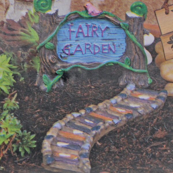 The Fairies Enchanted Garden Range - Fairy Path and Sign