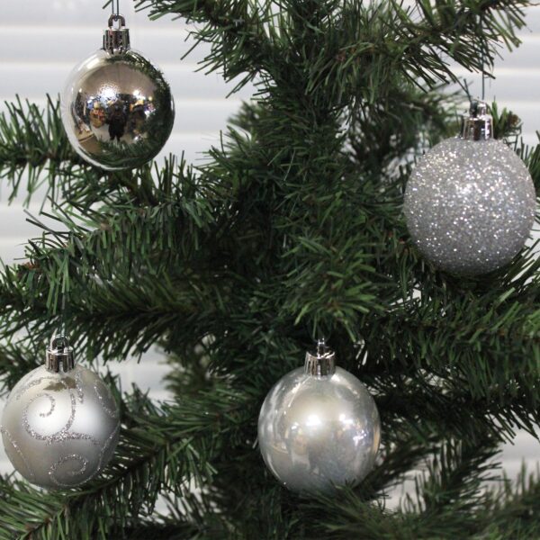 image436589199.jpg Christmas Shatterproof Baubles 16 Pack 50mm Tree Decoration Silver
